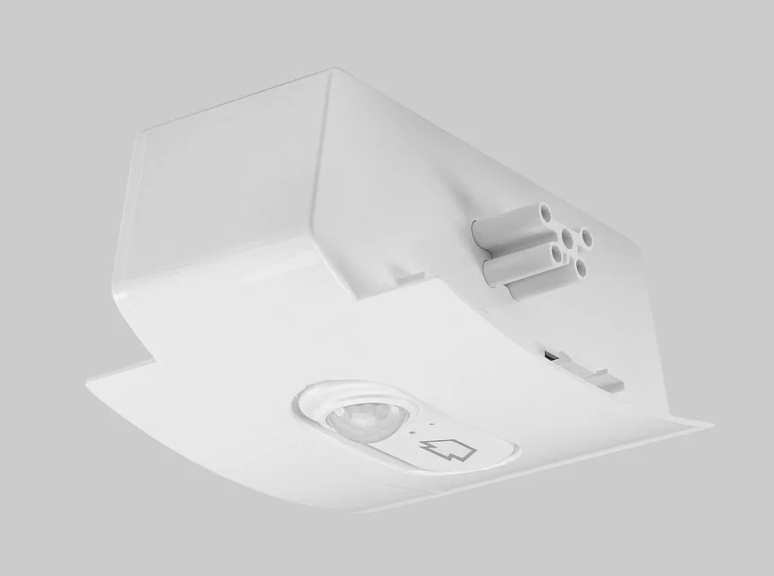 Integrated mount for B series Wraps | For Middle of run mounting | Included KTSL-FC5-12V-IM-PIR | White