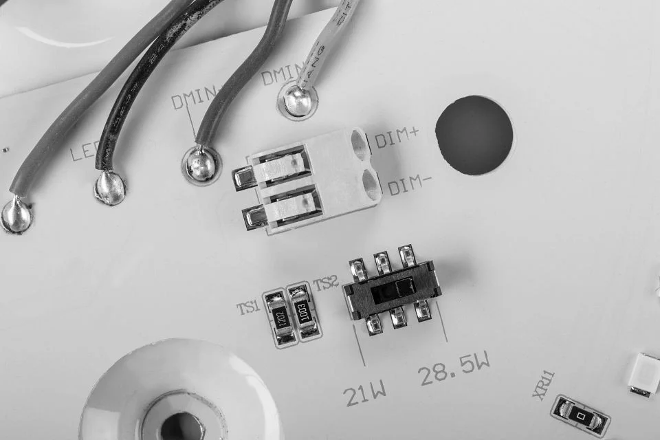 LED Retrofit Kit, 13in Circular Pan, 120-277V Input, 0-10V Dimming, Power Selectable between 21W and...