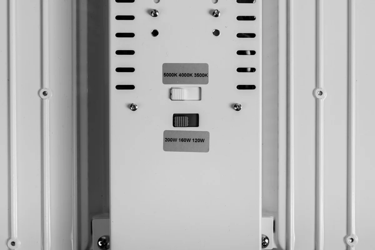 LINEAR HIGH BAY, 30,000 Lumens, Wide Beam, Power and CCT Selectable, High Voltage, Emergency Battery Backup - view 2