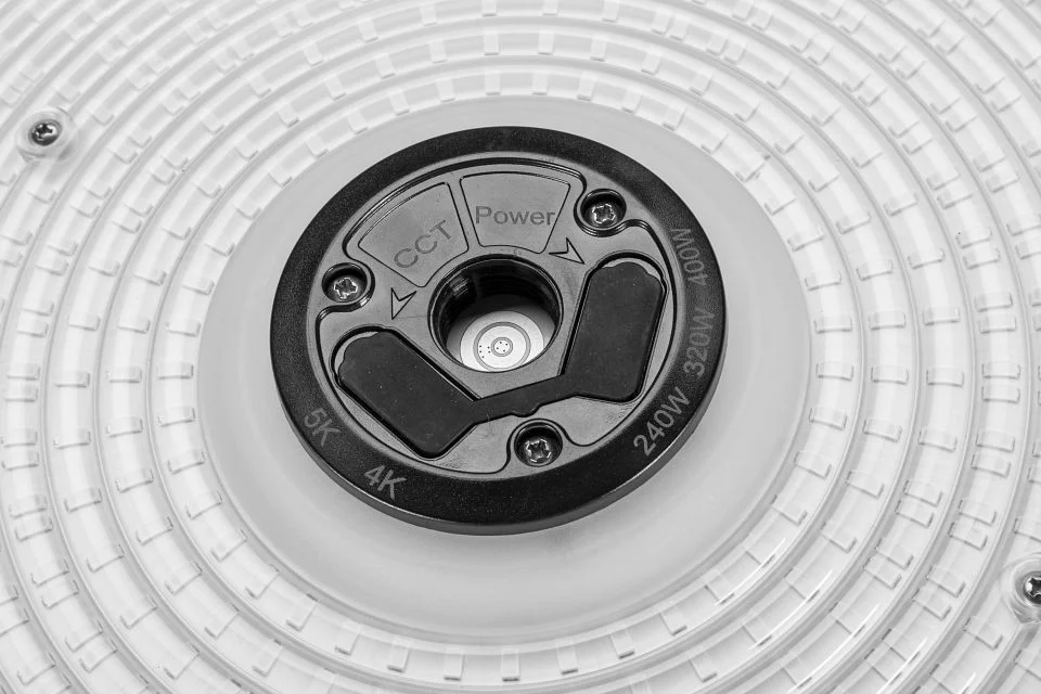 Round Highbay Fixture feat. Power Select & Color Select 400W / 320W / 240W, 277-480V Input, 4000K / ...