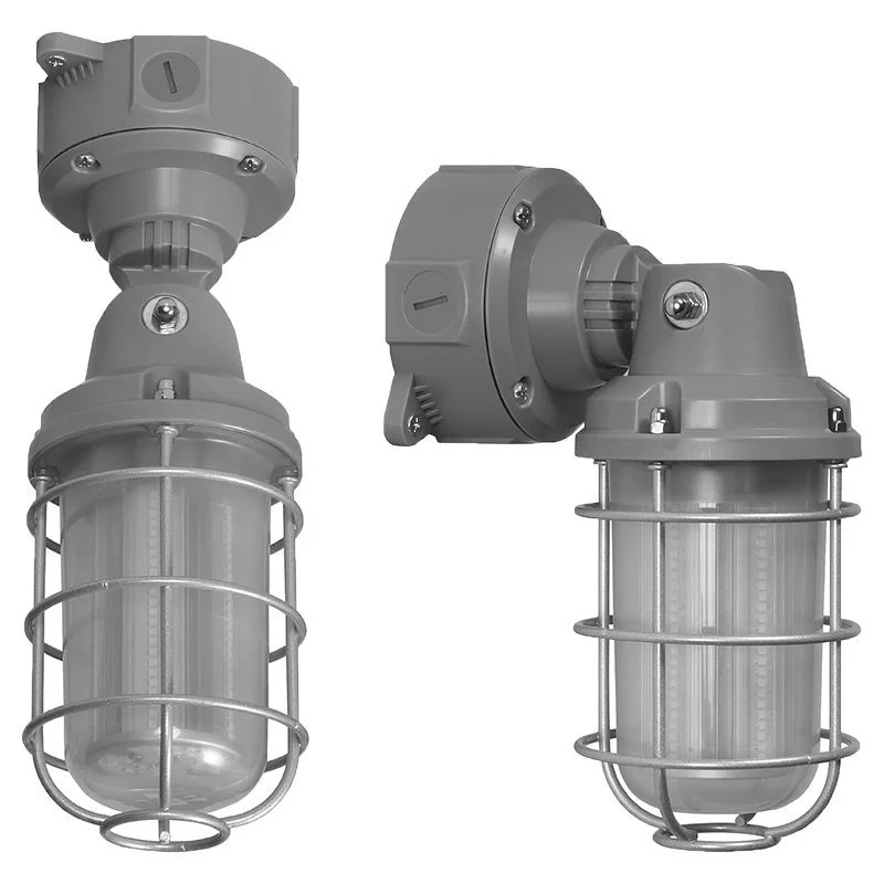 VAPOR-TIGHT Jar, Universal Adj. Arm, Alum. W/ Pc Lens, 15/20/30W 3CCT